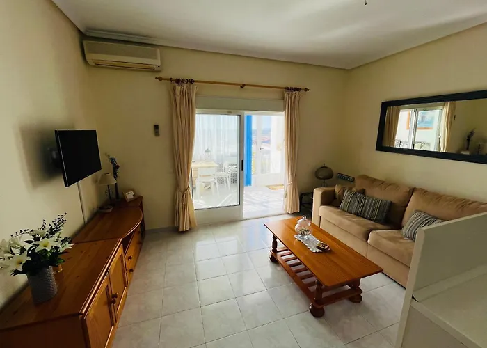 Bravo Hills Apartman *